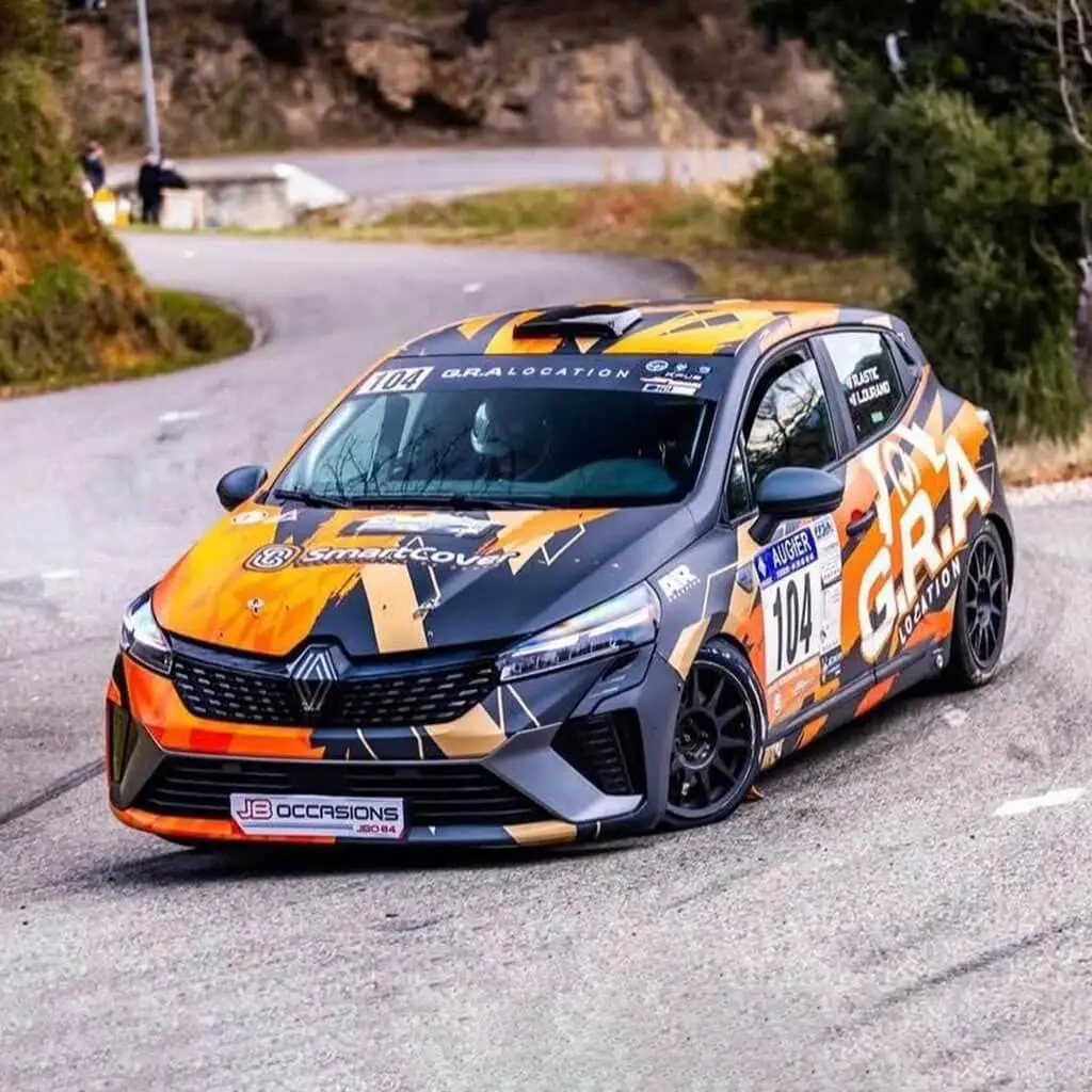 Clio 5 RC5 en compétition rallye